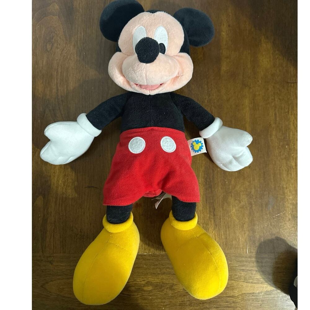 Disney Store Talking Mouse 16” Plush Mickey Mouse Club House batteries included